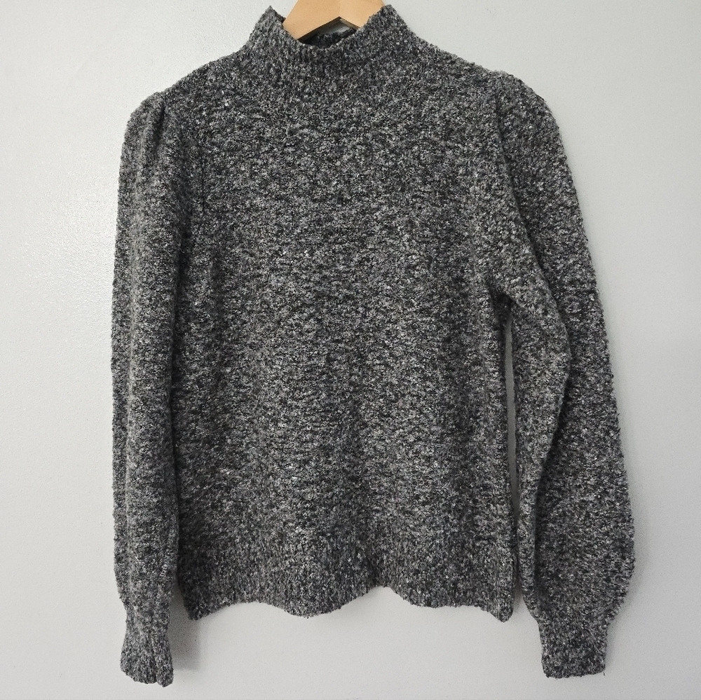 Marled Reunited Clothing Women’s Size M Speckled Black Gray Long Sleeve Sweater